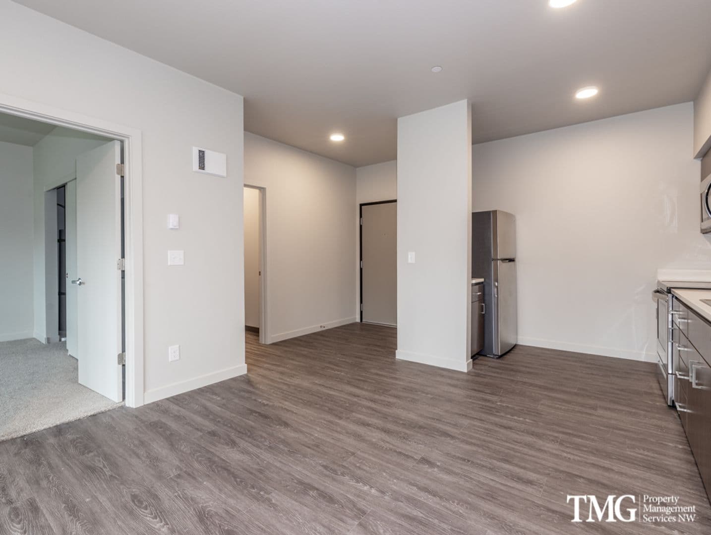 Fairview Apartment: 1650 NE Market Drive