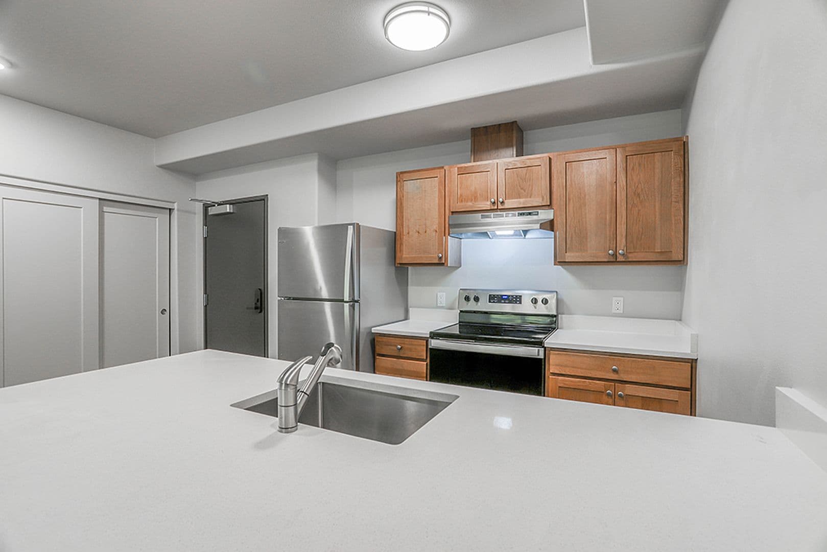 Gresham Apartment: 459 SE 192nd Ave