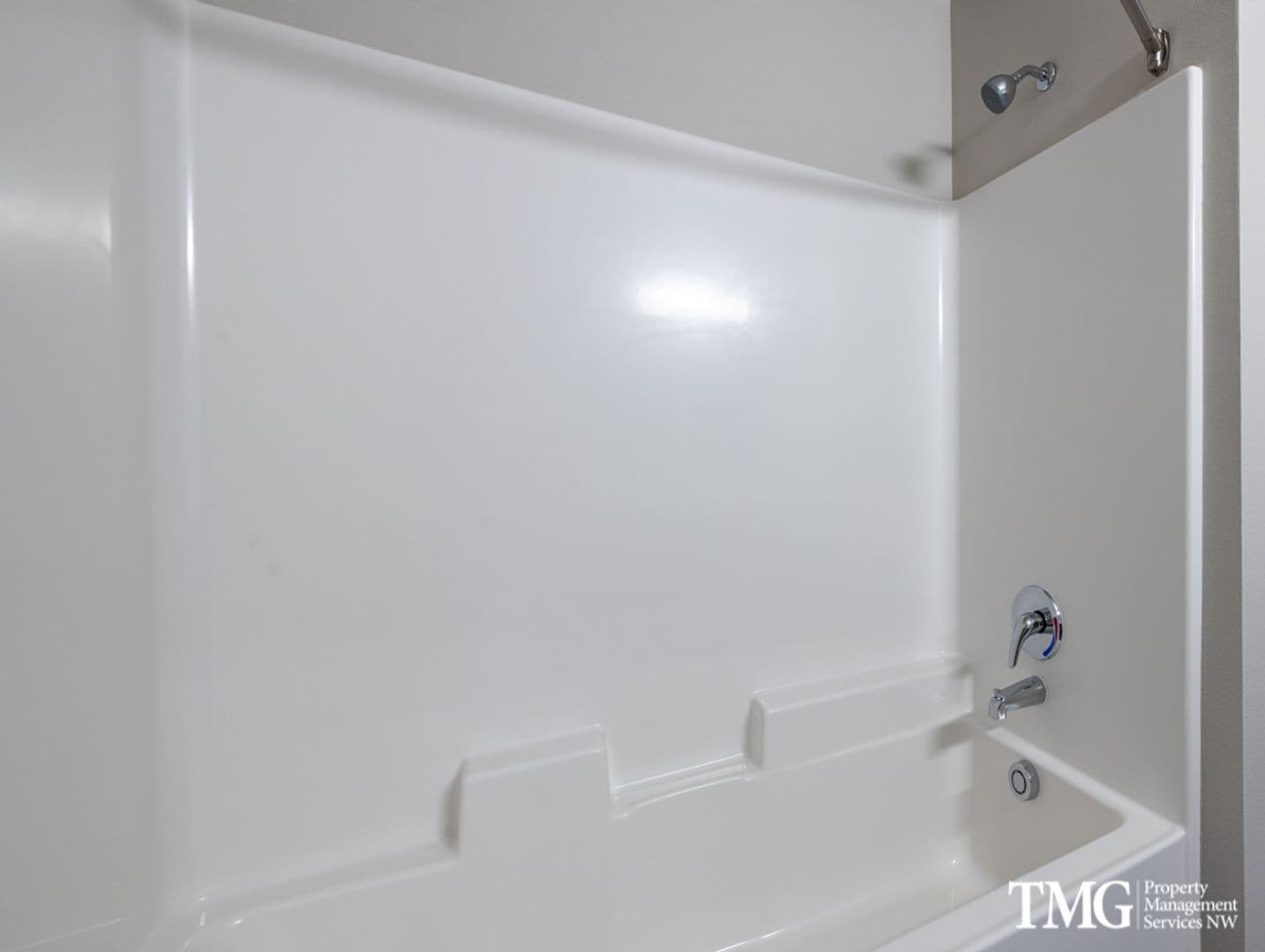 Fairview Apartment: 1650 NE Market Drive