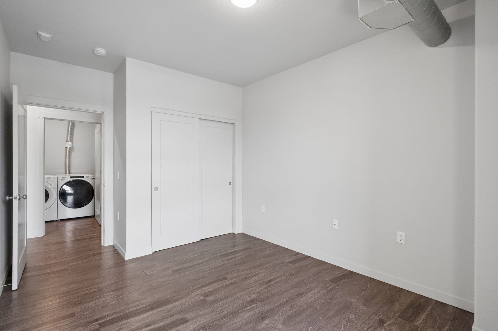 Gresham Apartment: 459 SE 192nd Ave