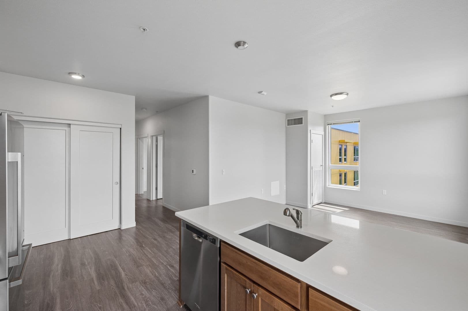 Gresham Apartment: 459 SE 192nd Ave