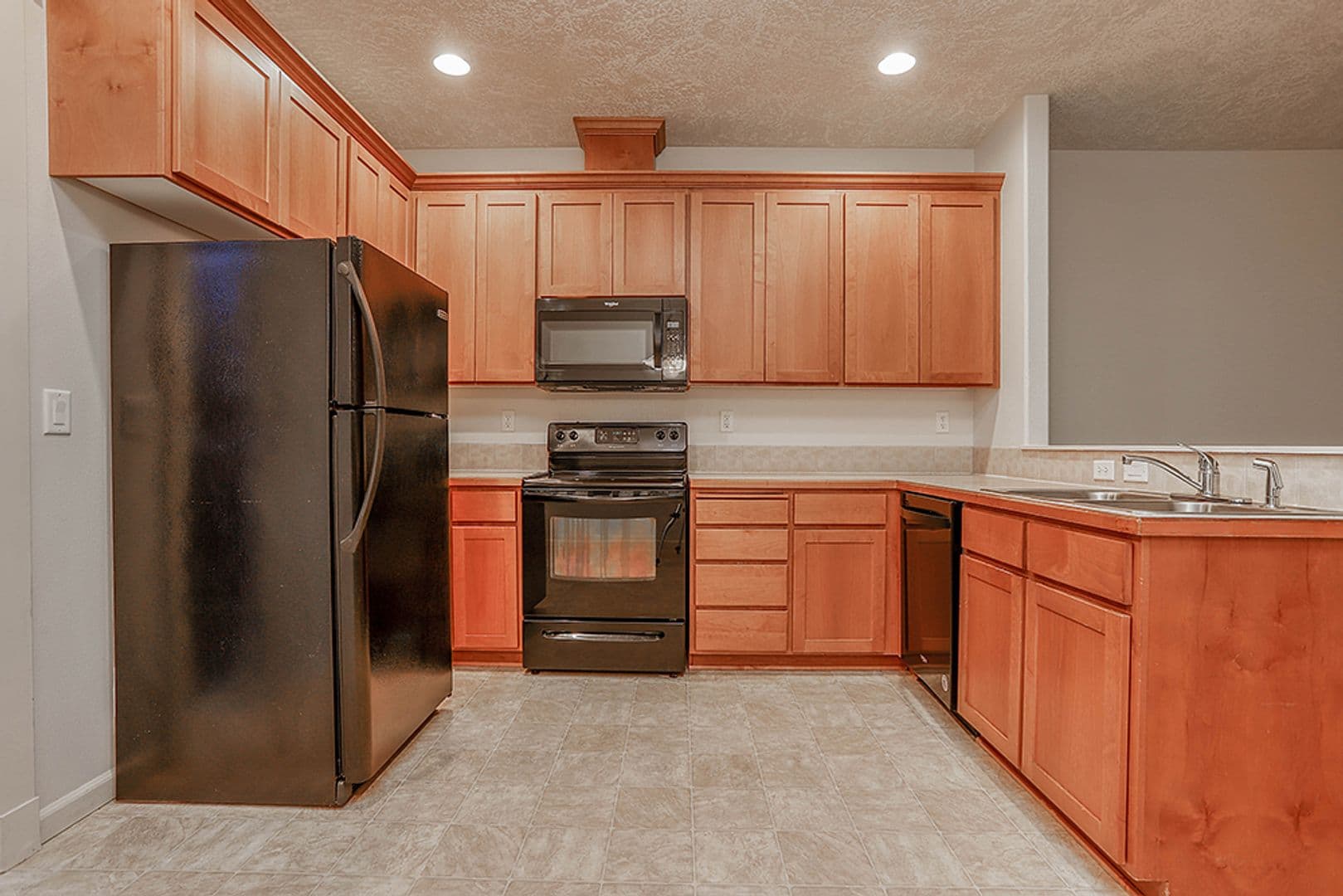 Gresham Apartment: Chase Landing