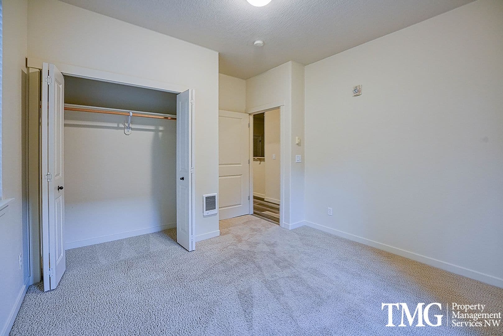 Beaverton House: 856 NE Wheelock Place