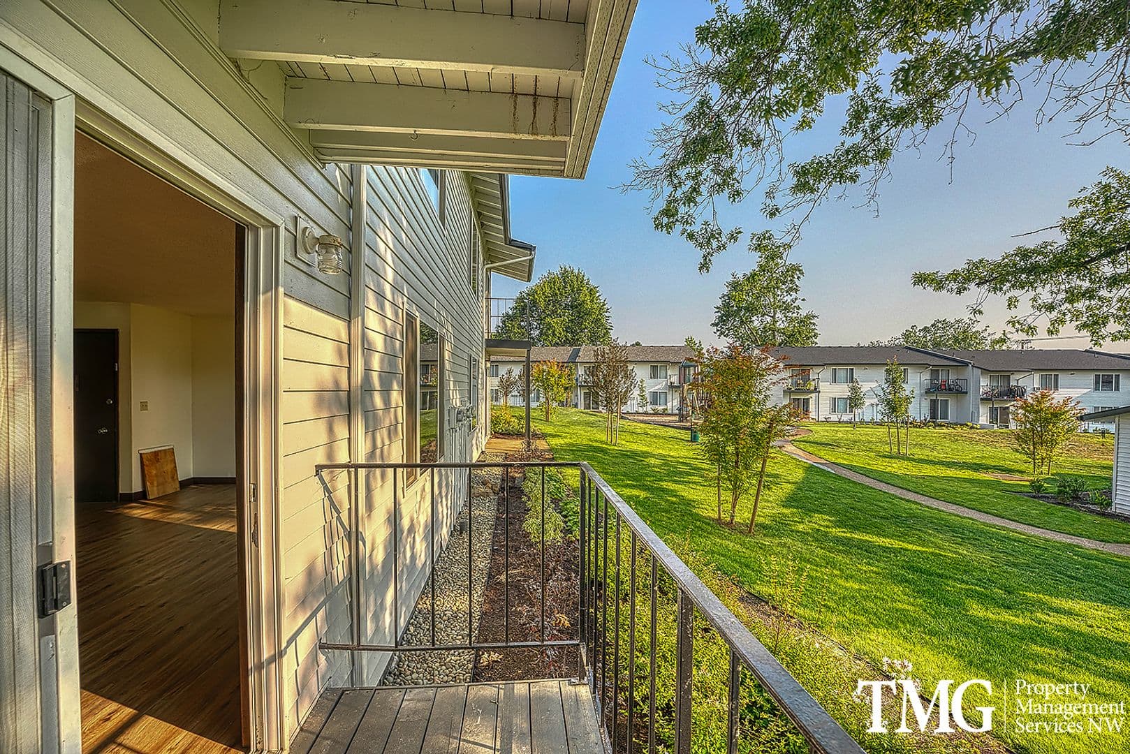 Oregon City Apartment: 1840 Molalla Ave