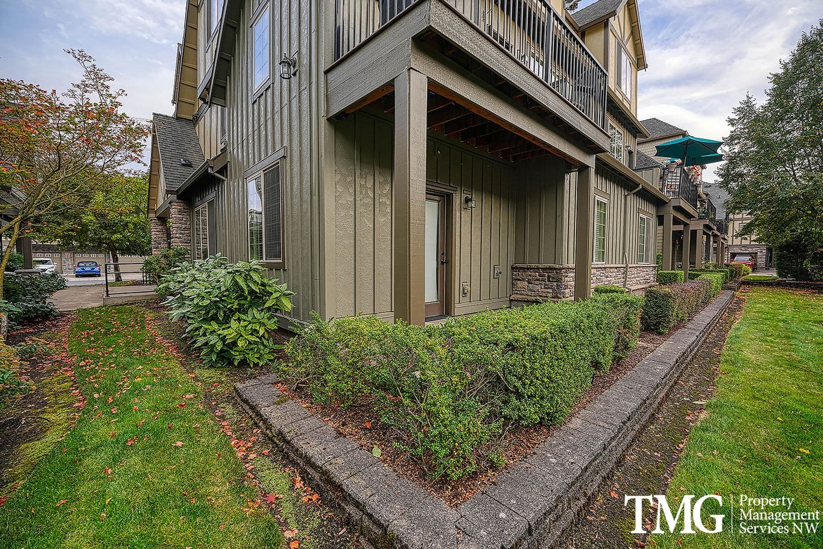 Beaverton House: 856 NE Wheelock Place