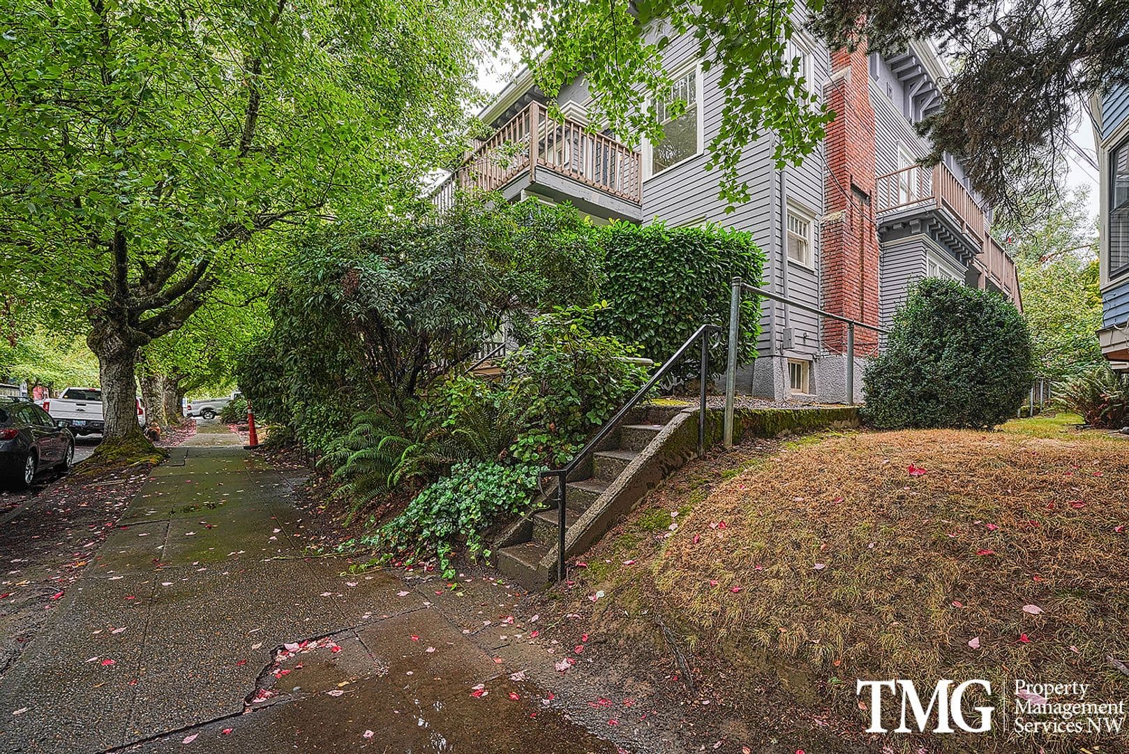 Portland Apartment: 2733 NW Thurman St.