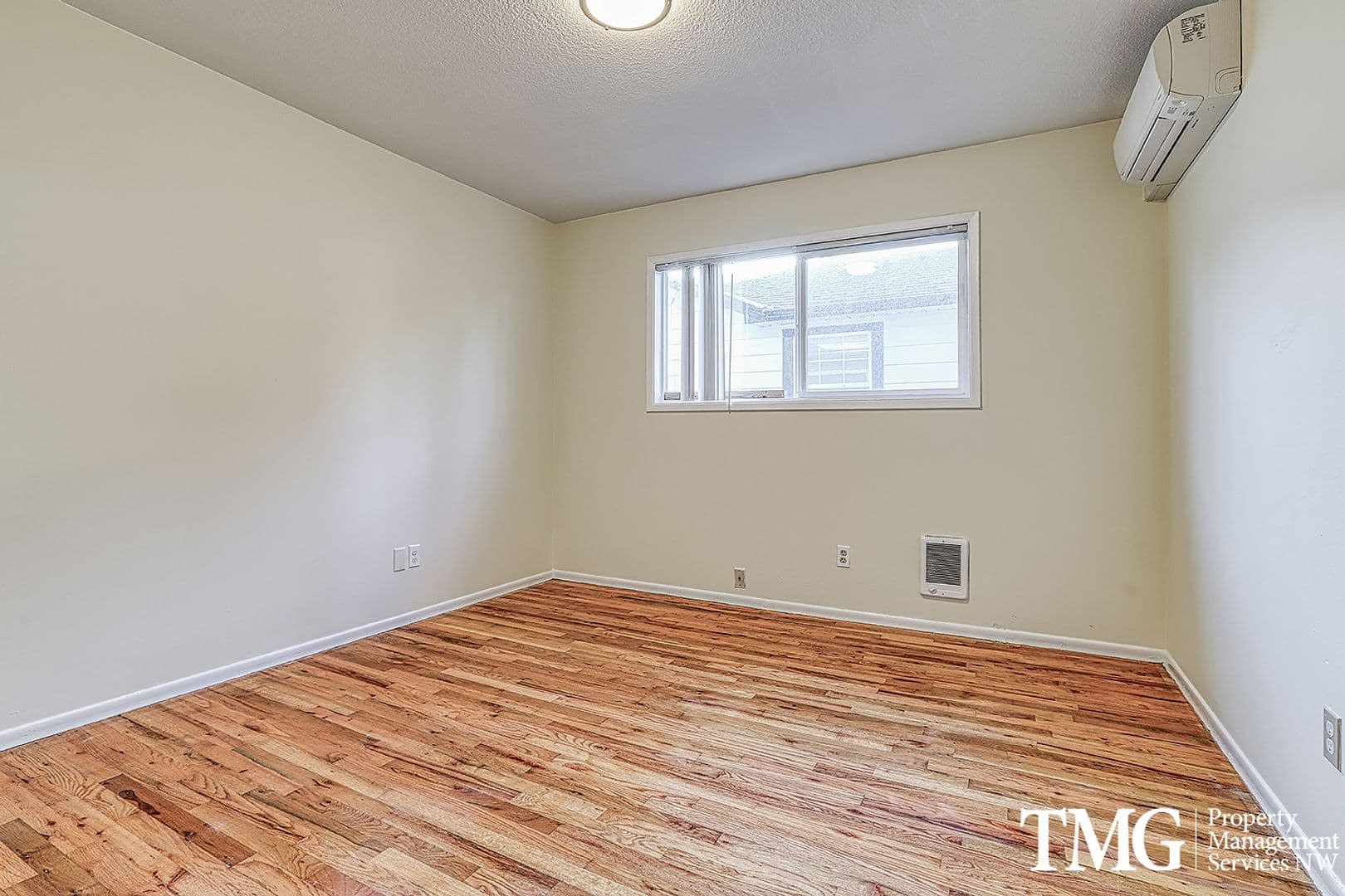 Portland House: 3426 N Arlington Place