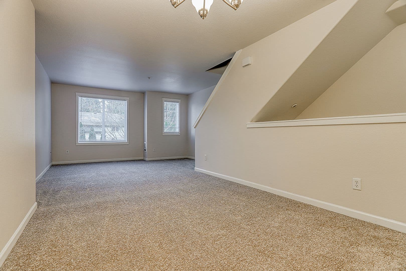 Portland Apartment: 15075 SE Powell Blvd