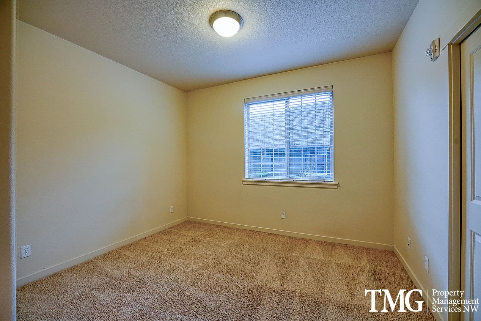 Beaverton House: 856 NE Wheelock Place