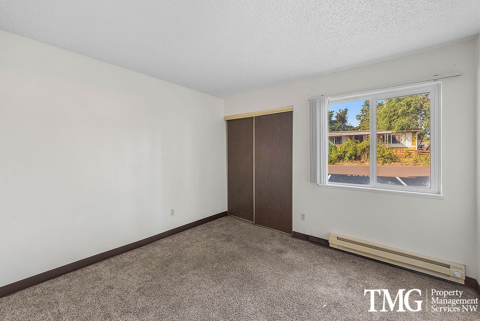 Oregon City Apartment: 1840 Molalla Ave