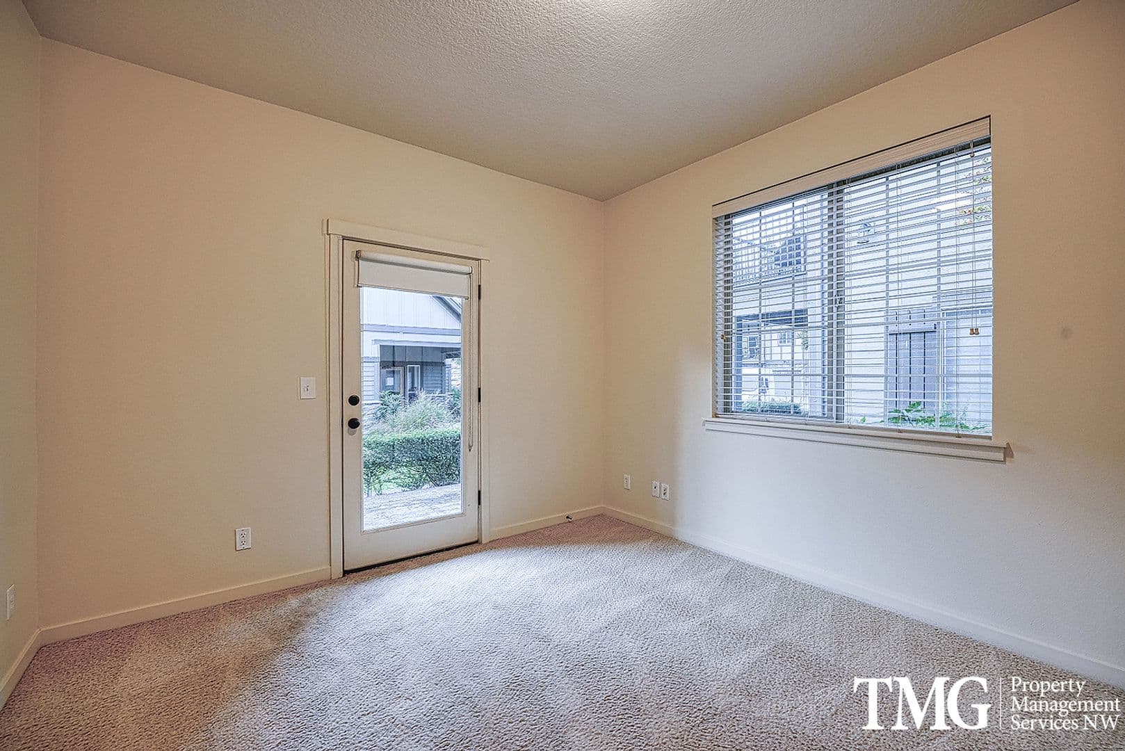 Beaverton House: 856 NE Wheelock Place