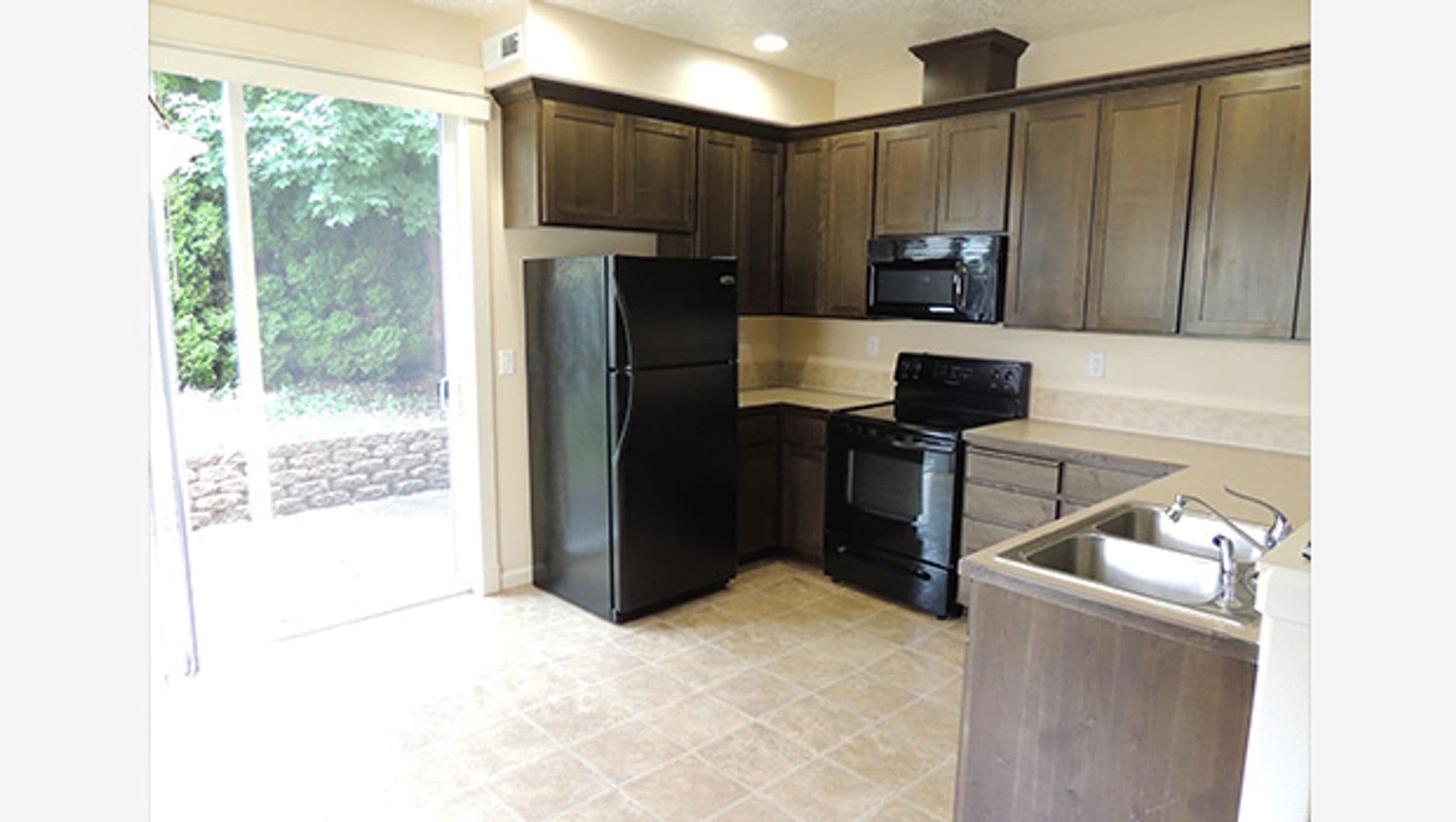Gresham Apartment: Chase Landing