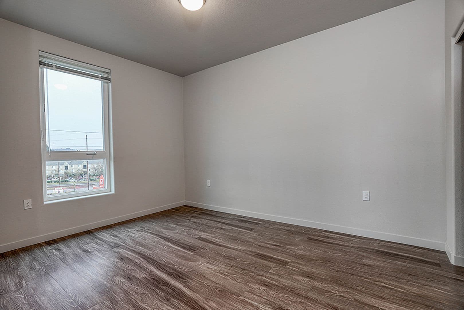 Gresham Apartment: 459 SE 192nd Ave