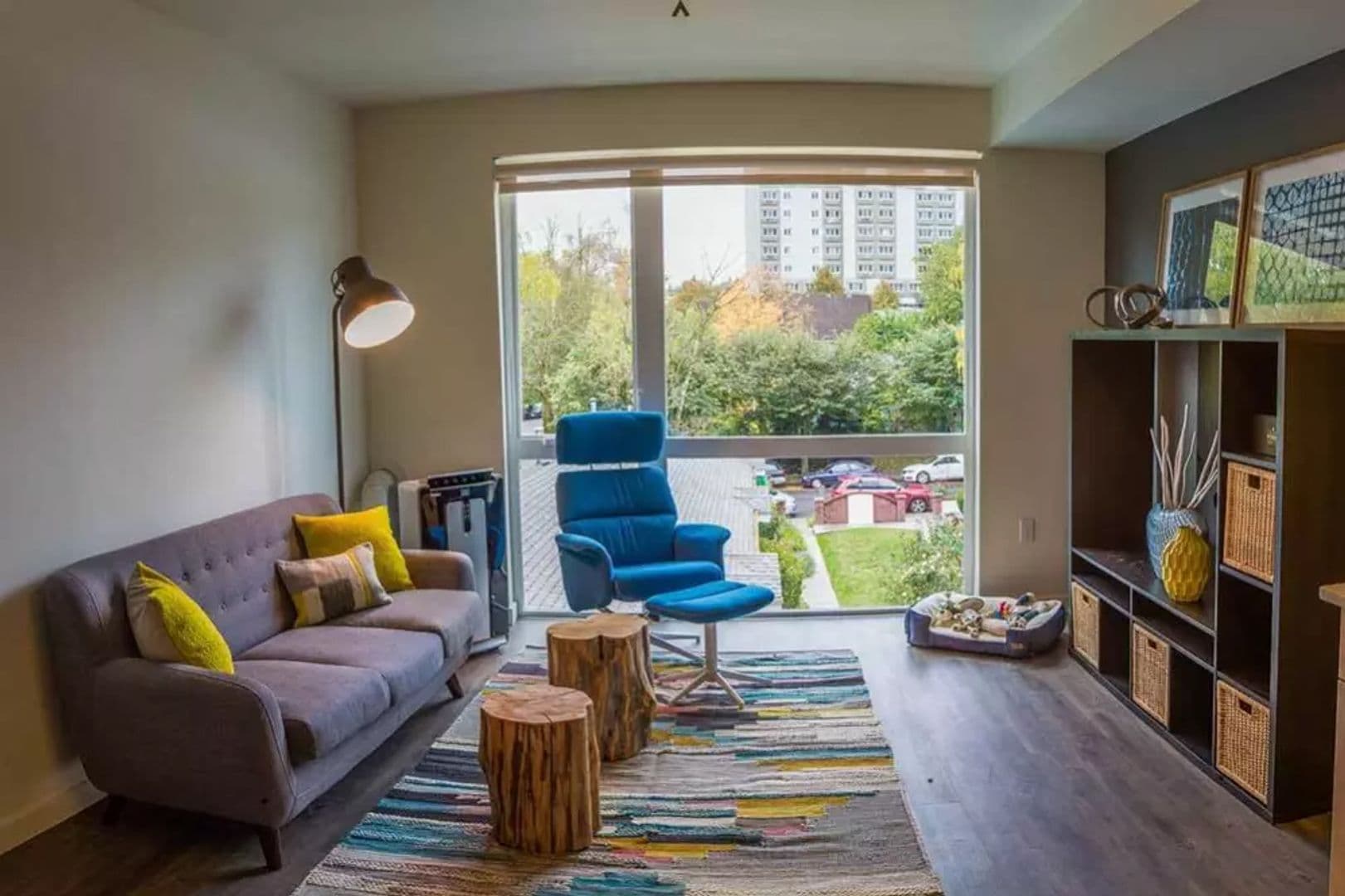 Portland Apartment: 2010 NW Pettygrove St
