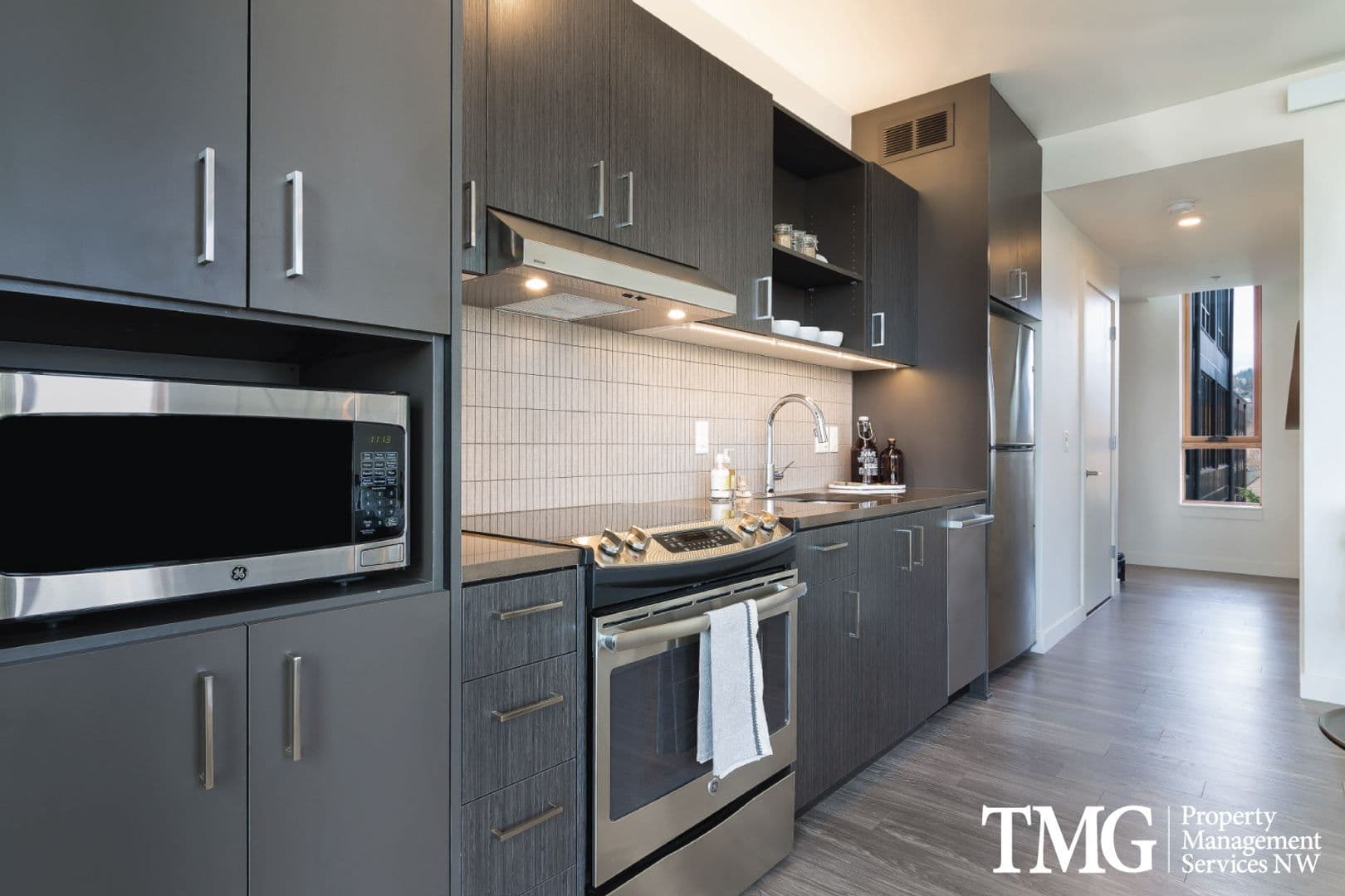 Portland Apartment: 1315 NW 19th Ave