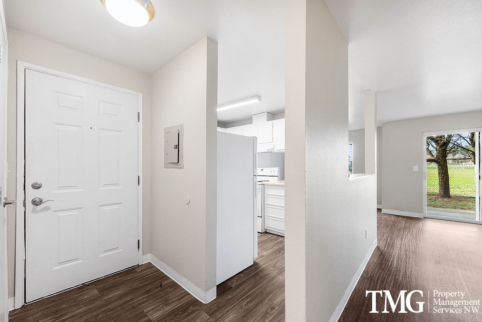 Troutdale Apartment: 2079 SW 257th Dr