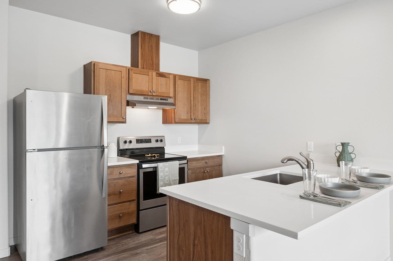 Gresham Apartment: 459 SE 192nd Ave