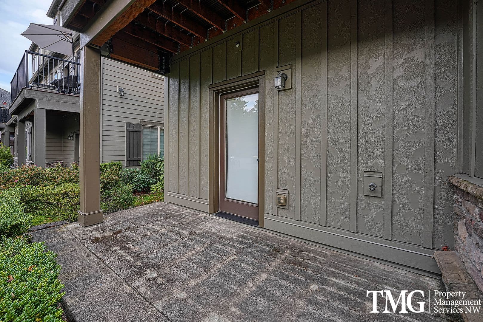 Beaverton House: 856 NE Wheelock Place