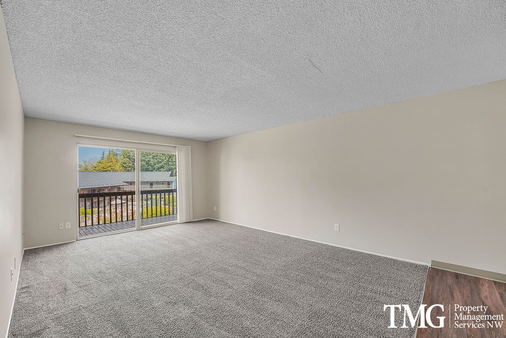 Portland Apartment: 4929 SW Scholls Ferry Rd