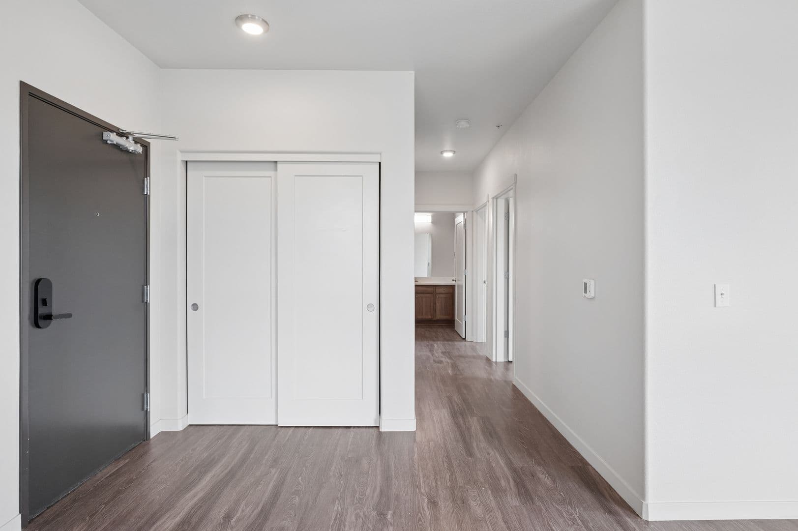 Gresham Apartment: 459 SE 192nd Ave