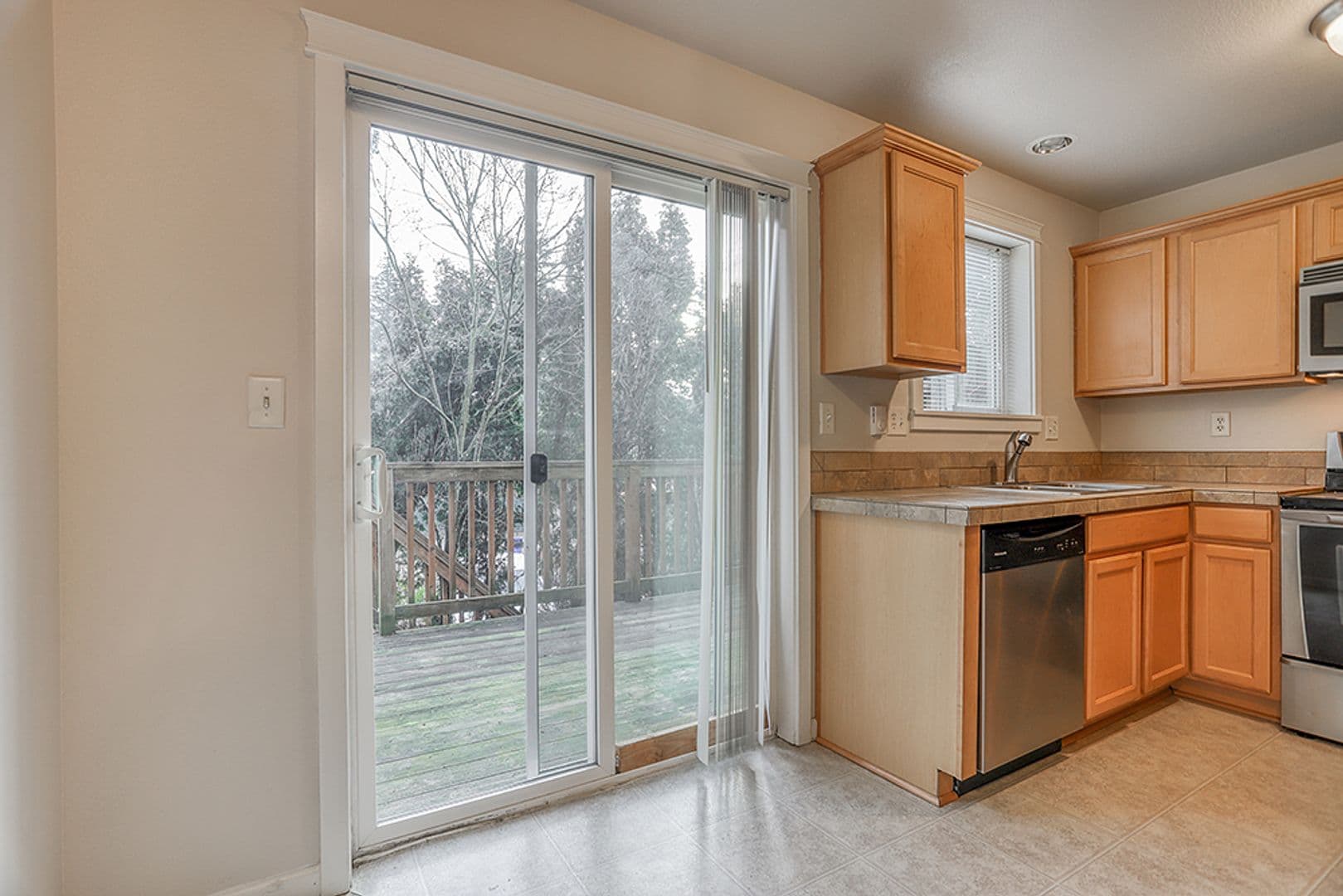 Portland Apartment: 15075 SE Powell Blvd