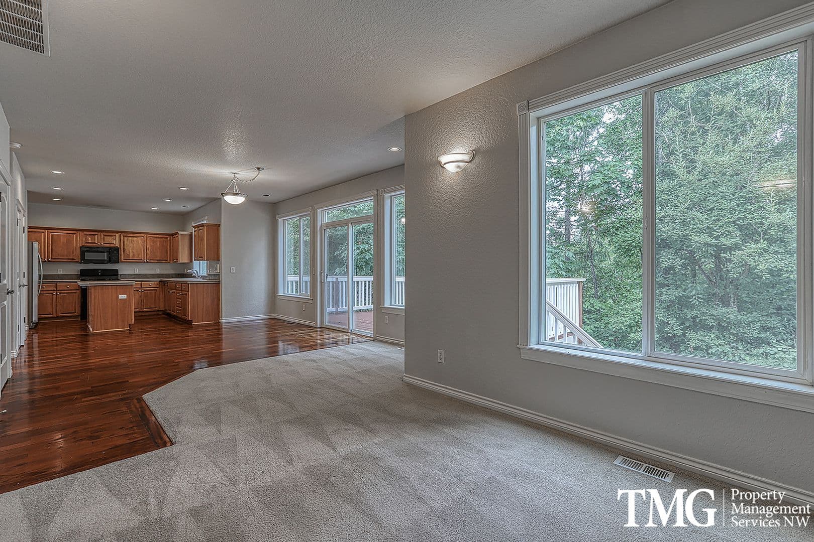 Portland House: 13901 SE Eastridge Street