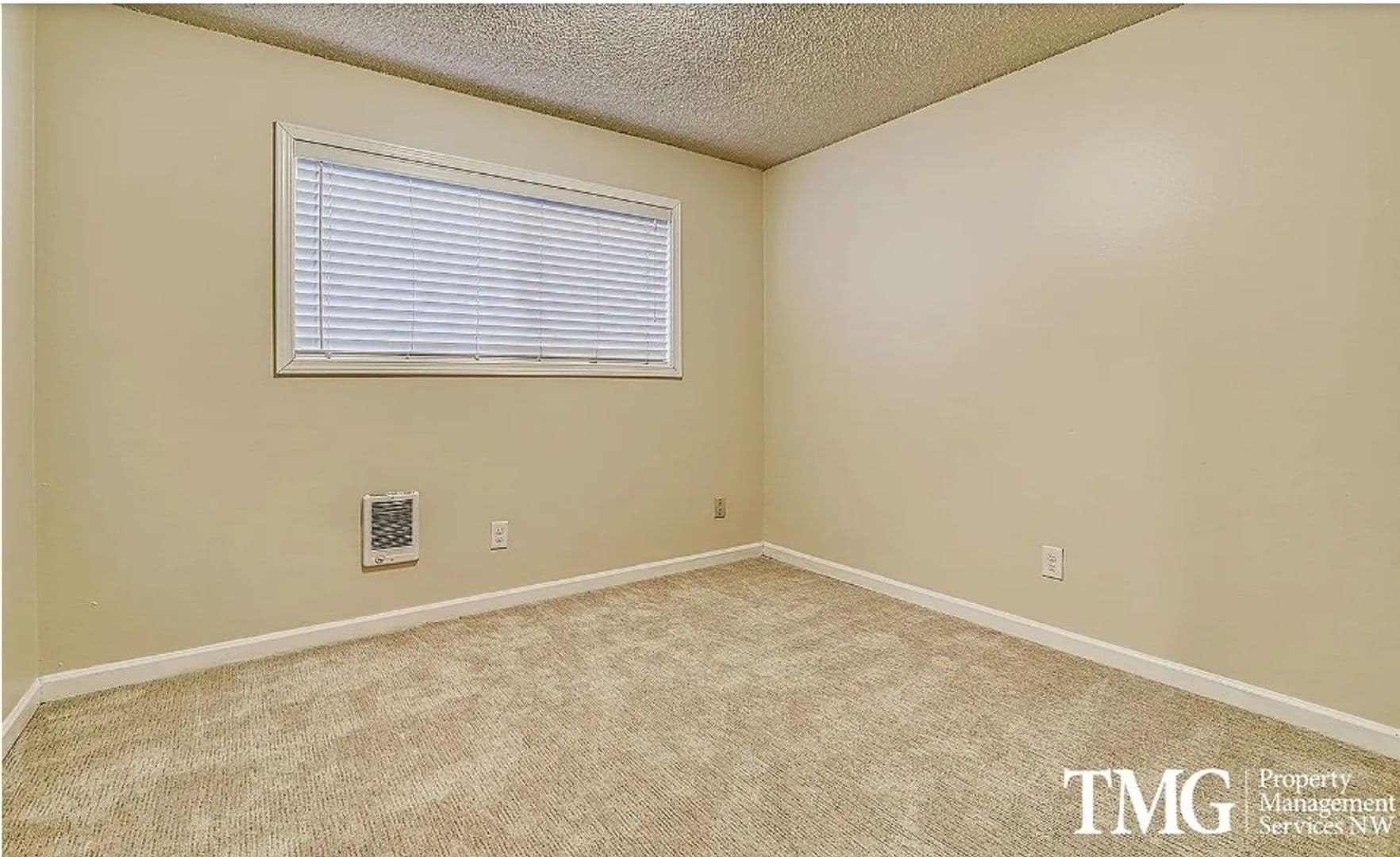 Portland Apartment: 6500 SW Scholls Ferry
