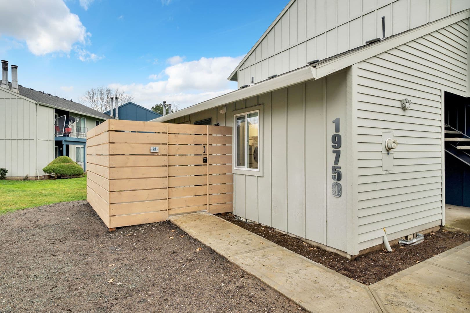 Beaverton Apartment: 19750 SW Alexander St
