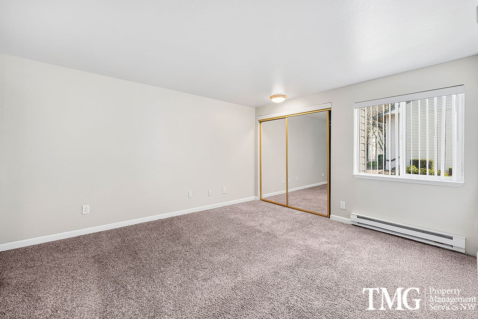 Troutdale Apartment: 2079 SW 257th Dr