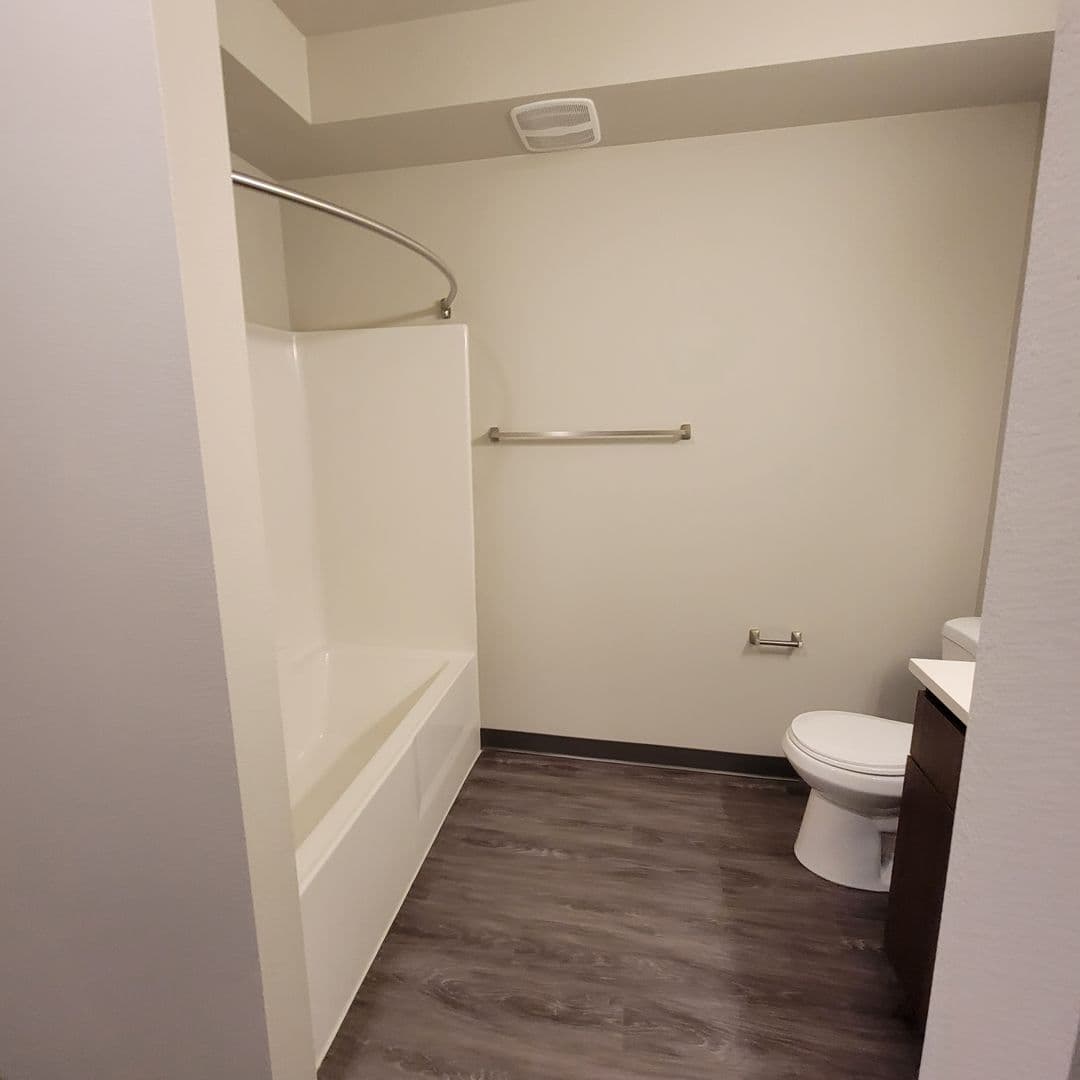 Fairview Apartment: 1650 NE Market Drive