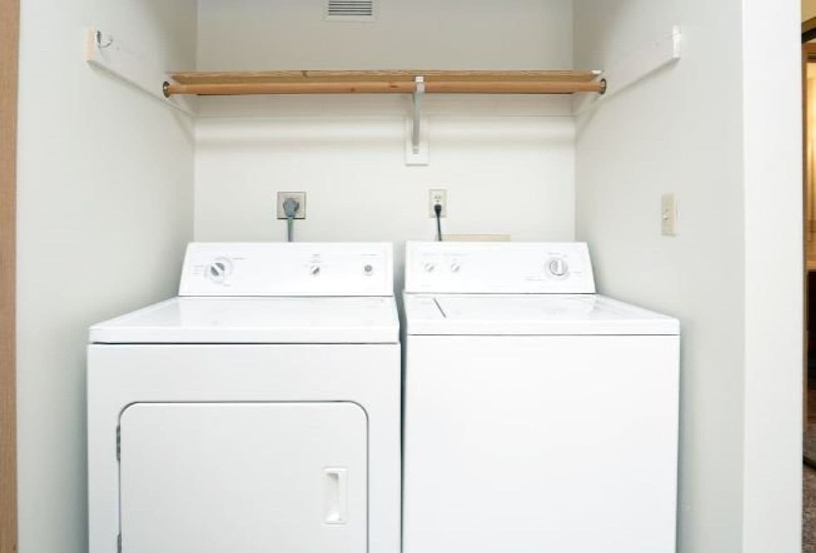 West Des Moines Apartment: 4001 EP True Parkway