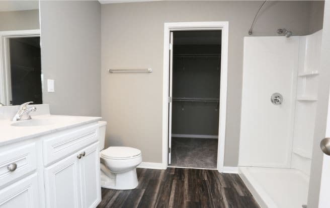West Des Moines Apartment: 9061 Burkwood Drive