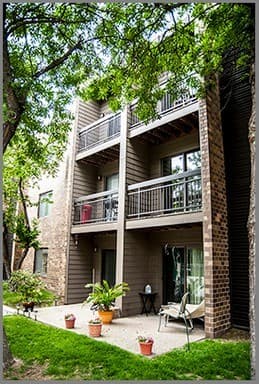 Des Moines Apartment: 200 Grand Avenue