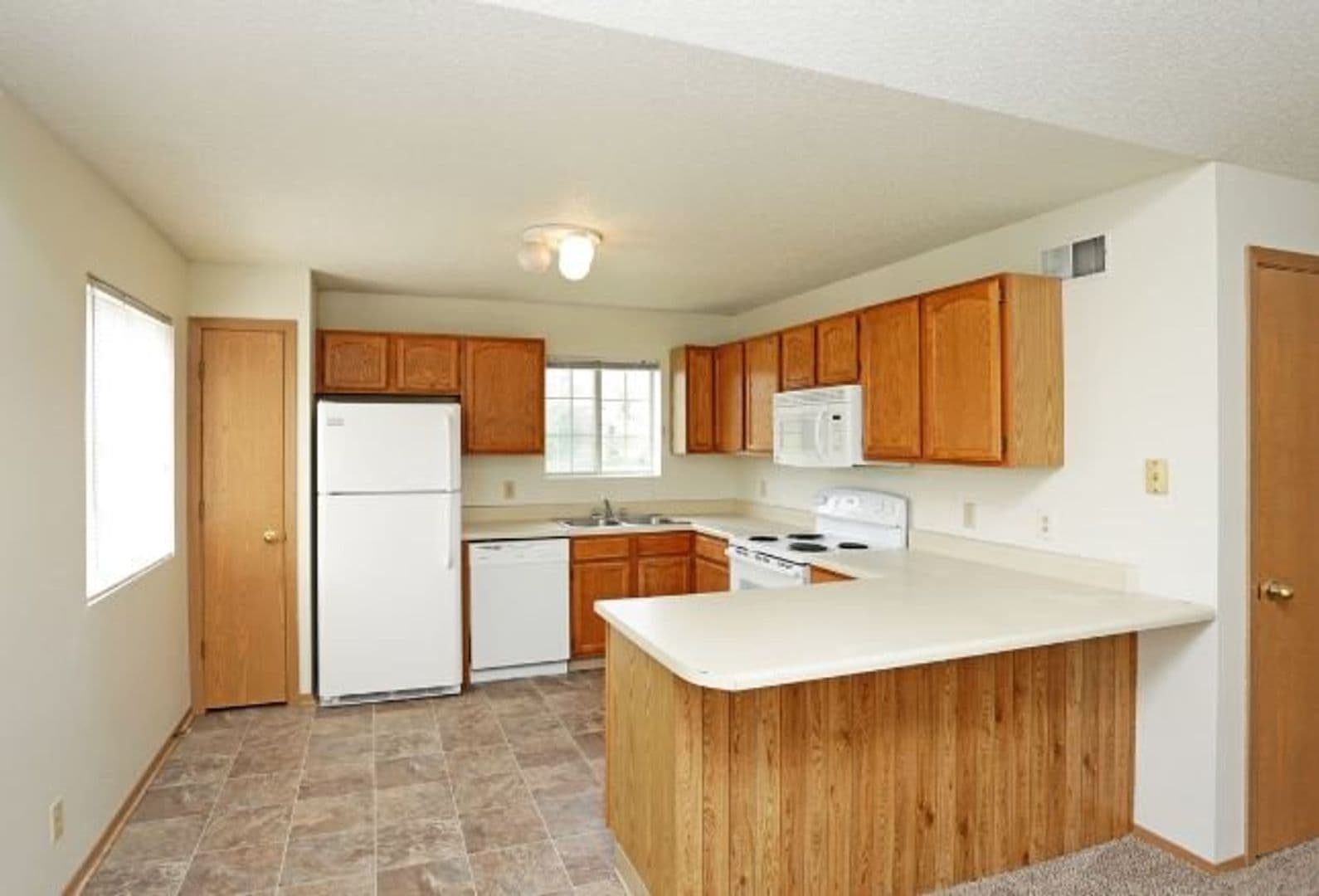 West Des Moines Apartment: 4001 EP True Parkway