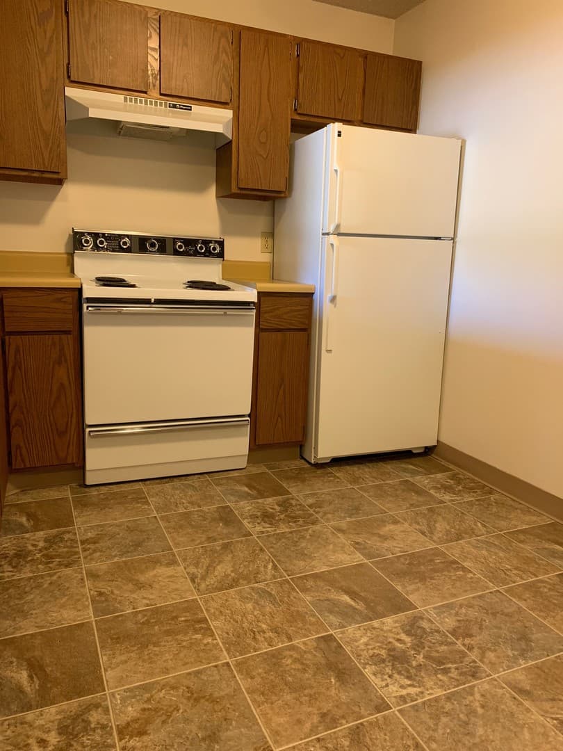 Des Moines Apartment: 200 Grand Avenue