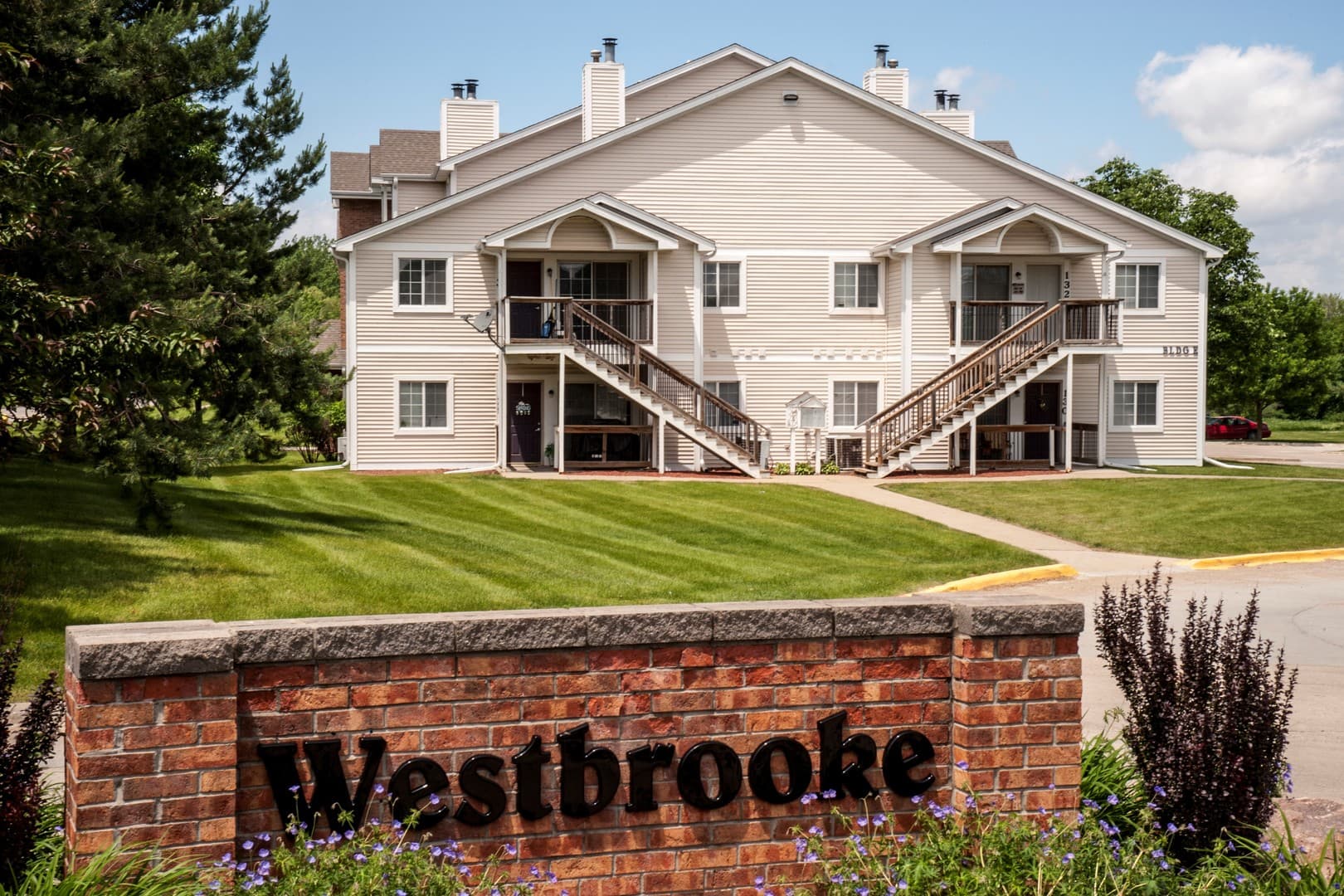 West Des Moines Apartment: 4001 EP True Parkway