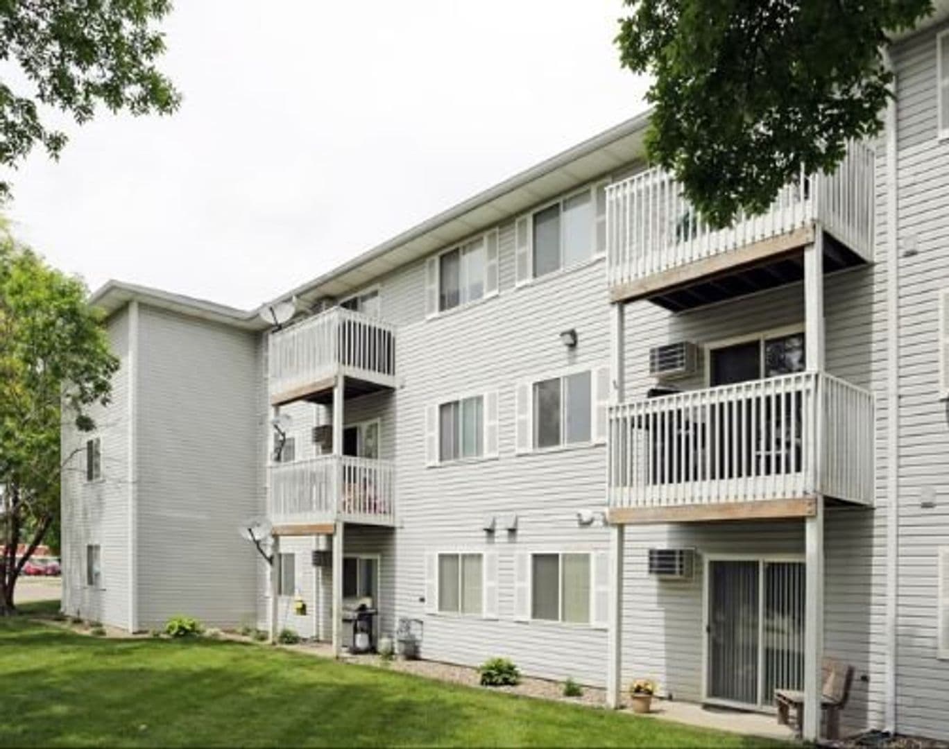 Altoona Apartment: 901 7th Avenue S.E.