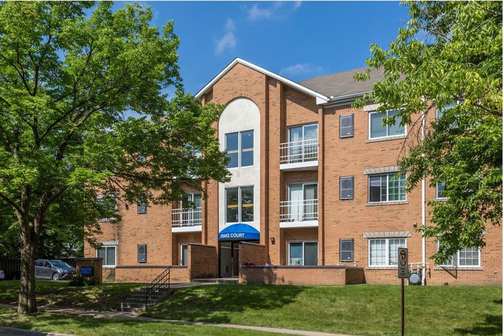 Des Moines Apartment: 1126 25th Street