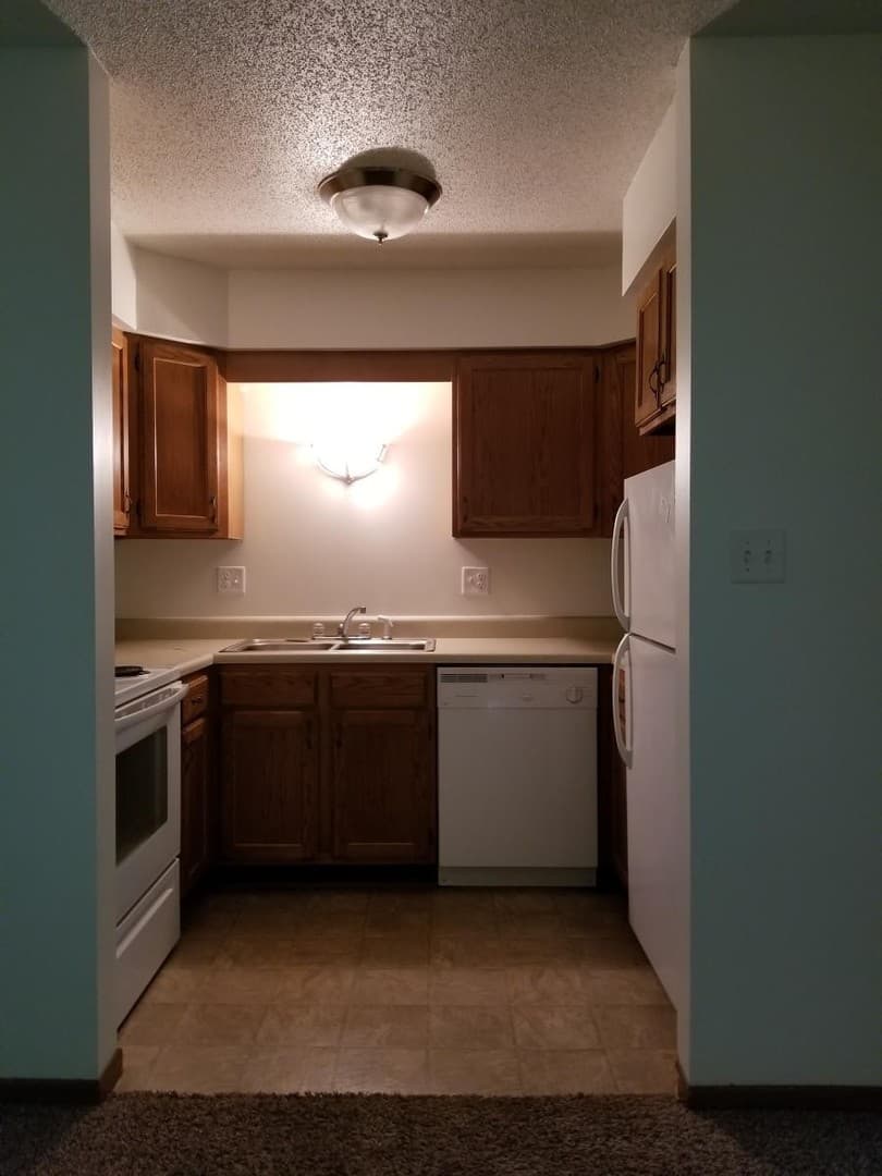 Pleasant Hill Apartment: 595 N. Pleasant Hill Blvd
