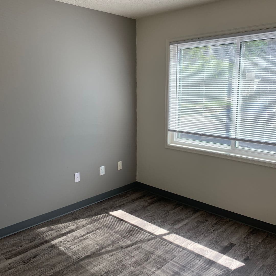 Des Moines Apartment: 1100 24th Street
