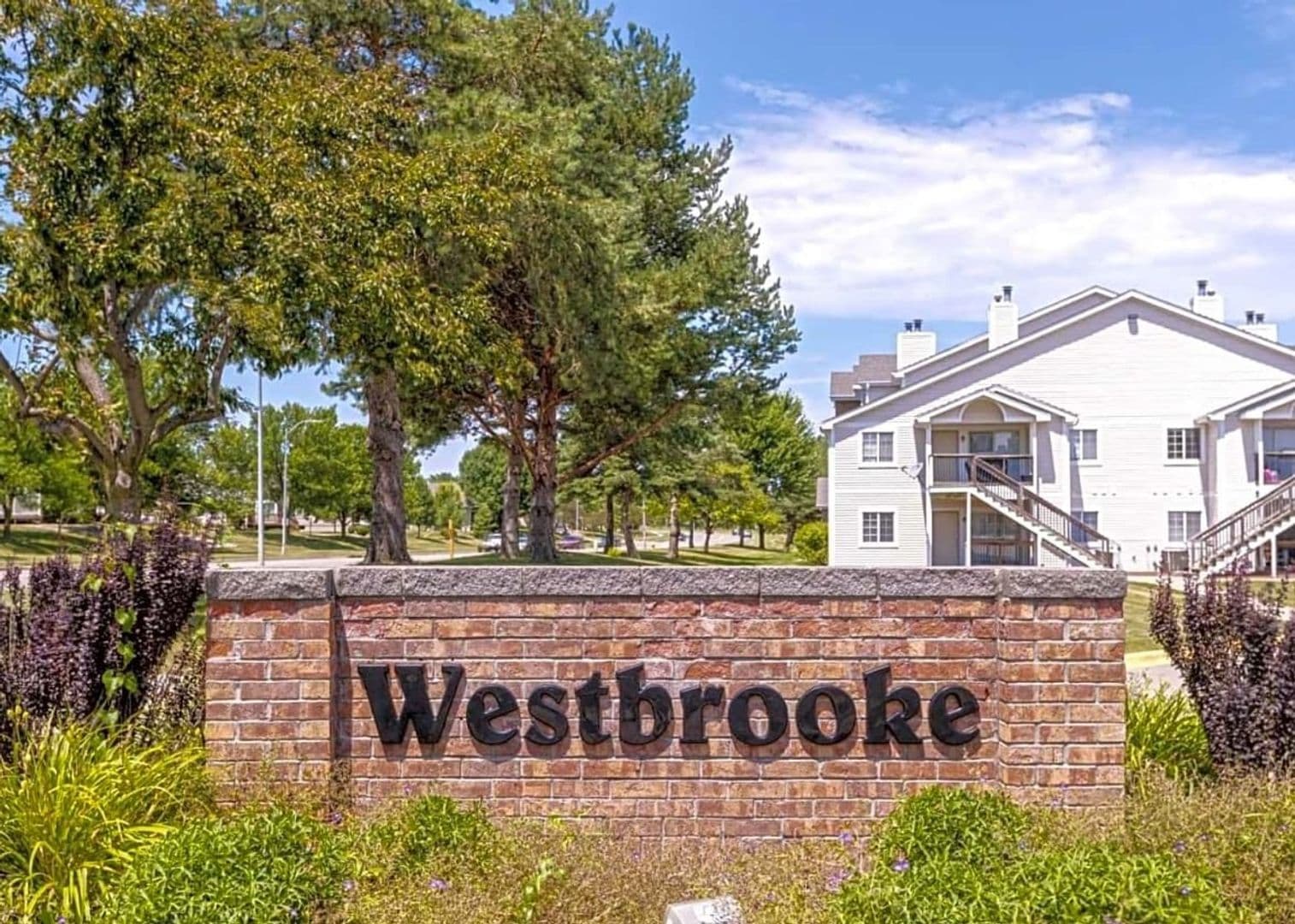 West Des Moines Apartment: 4001 EP True Parkway
