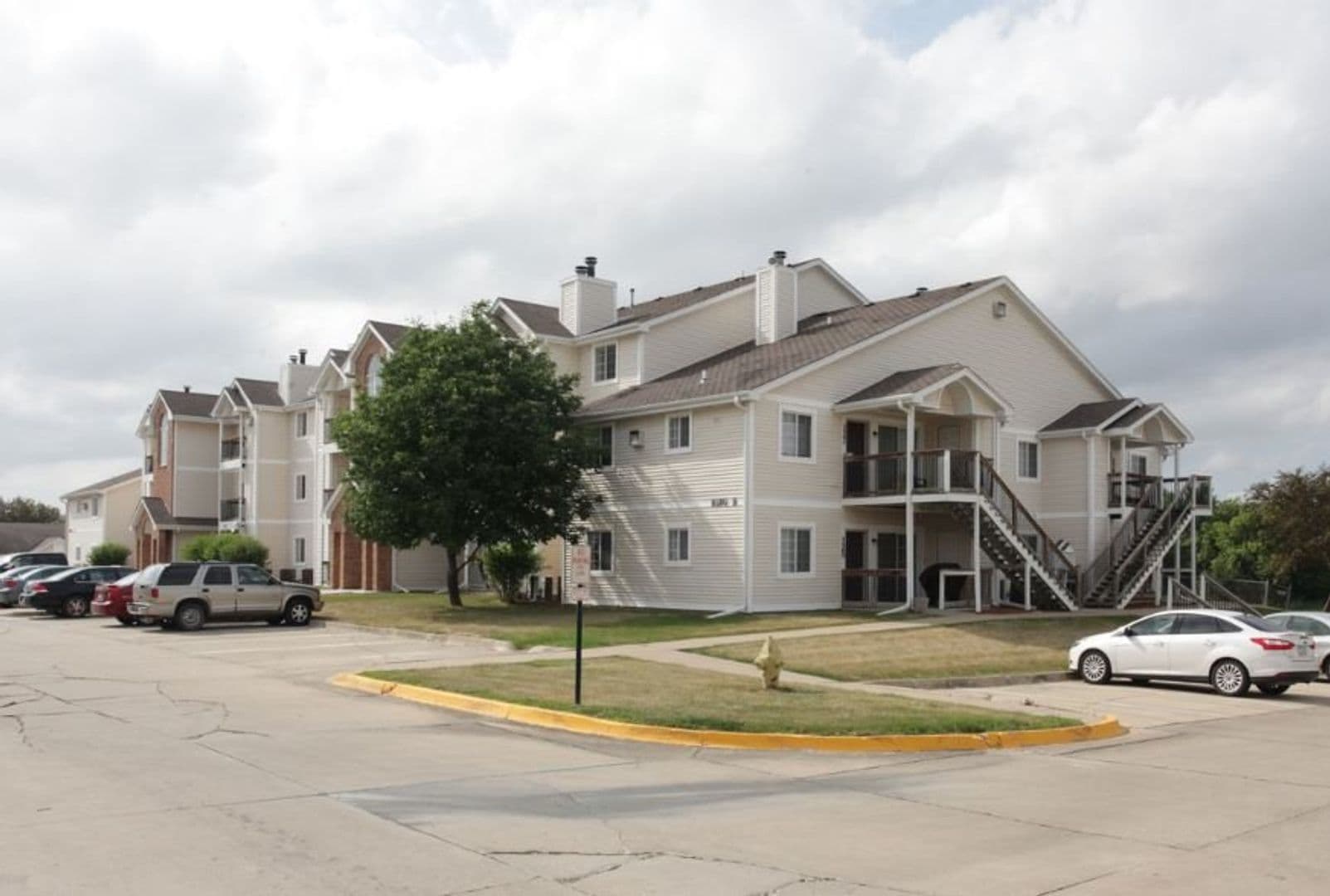 West Des Moines Apartment: 4001 EP True Parkway
