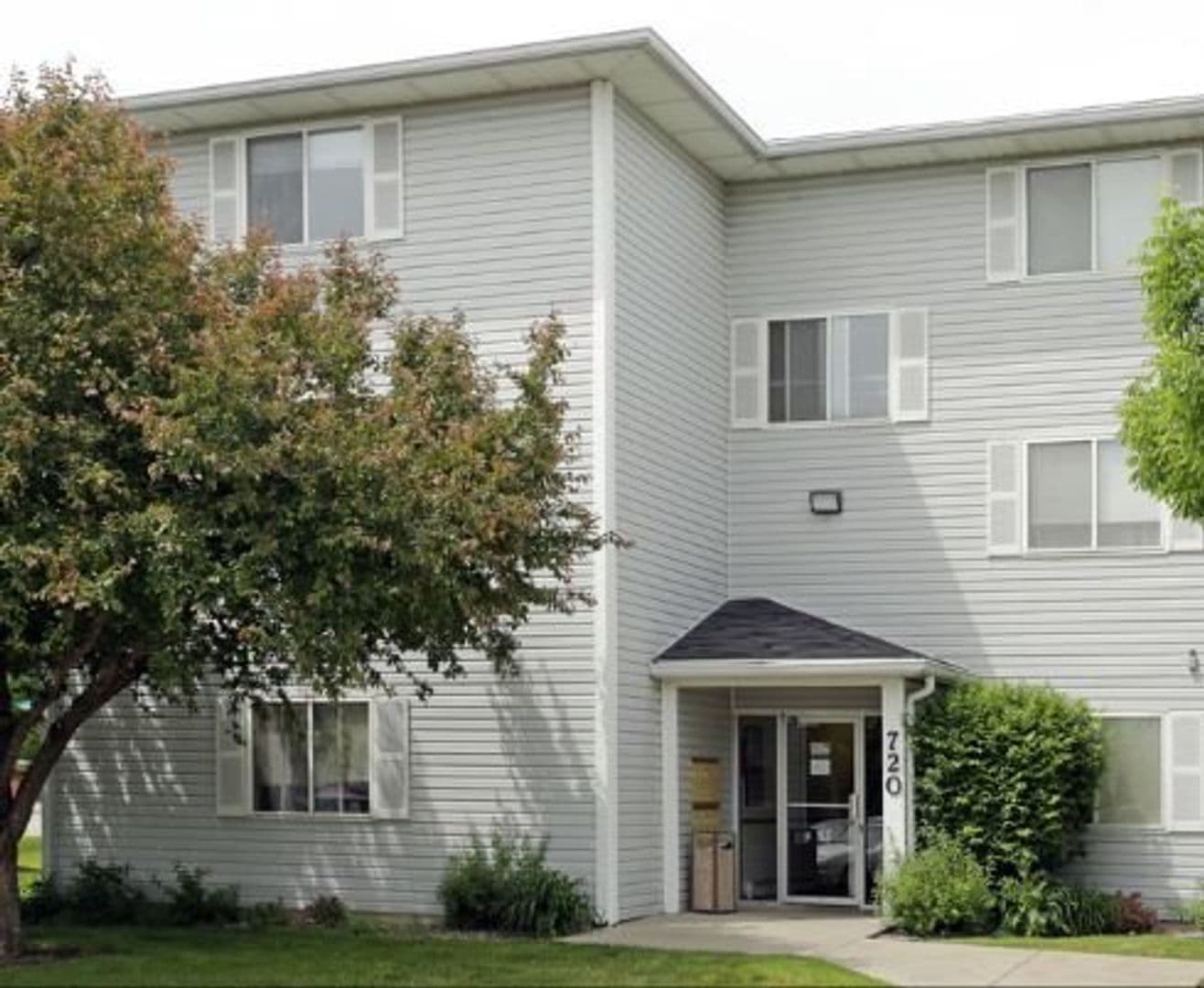 Altoona Apartment: 901 7th Avenue S.E.