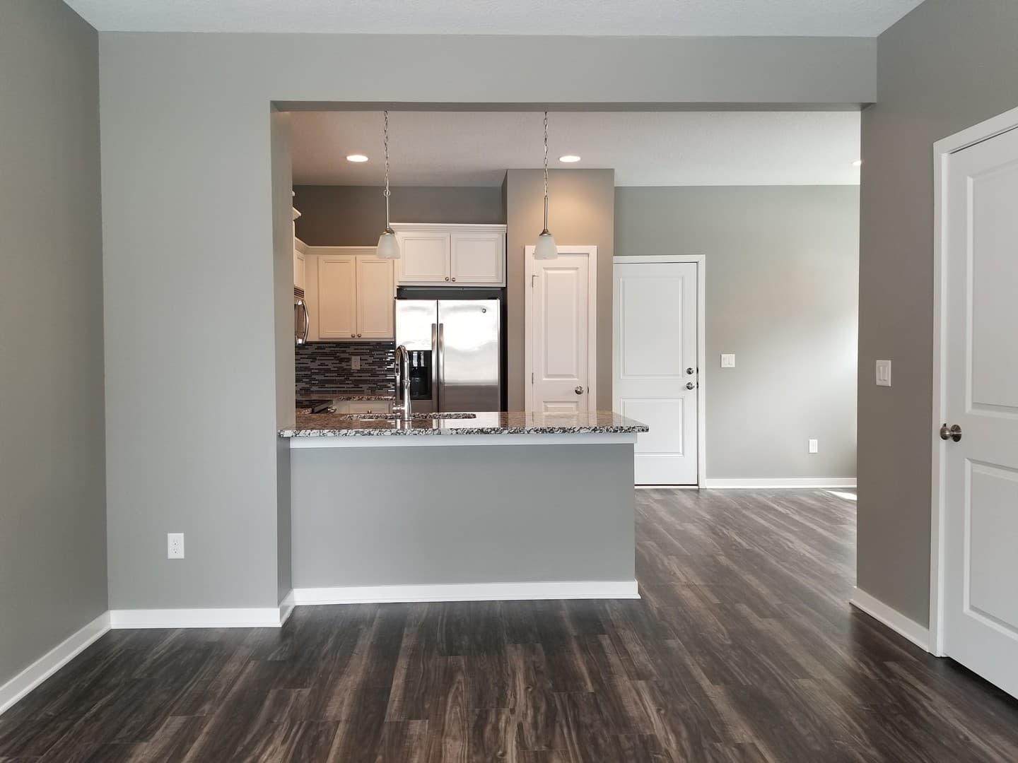 West Des Moines Apartment: 9061 Burkwood Drive