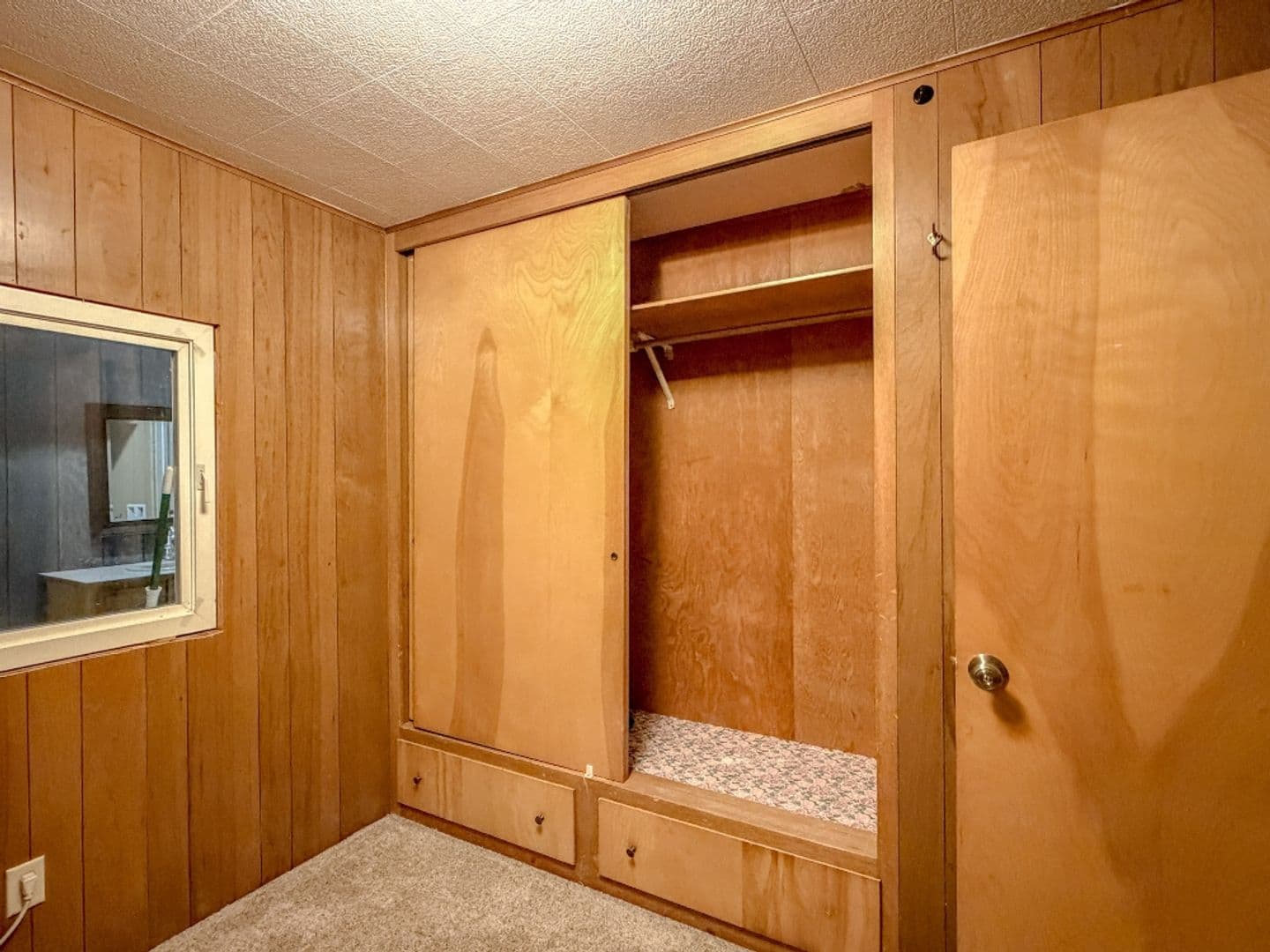 Bothell House: 23411 53rd Ave SE