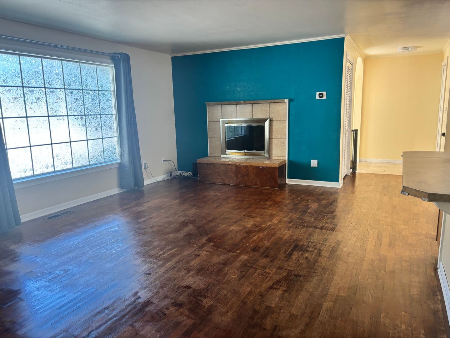Edmonds House: 20216 76th Ave W