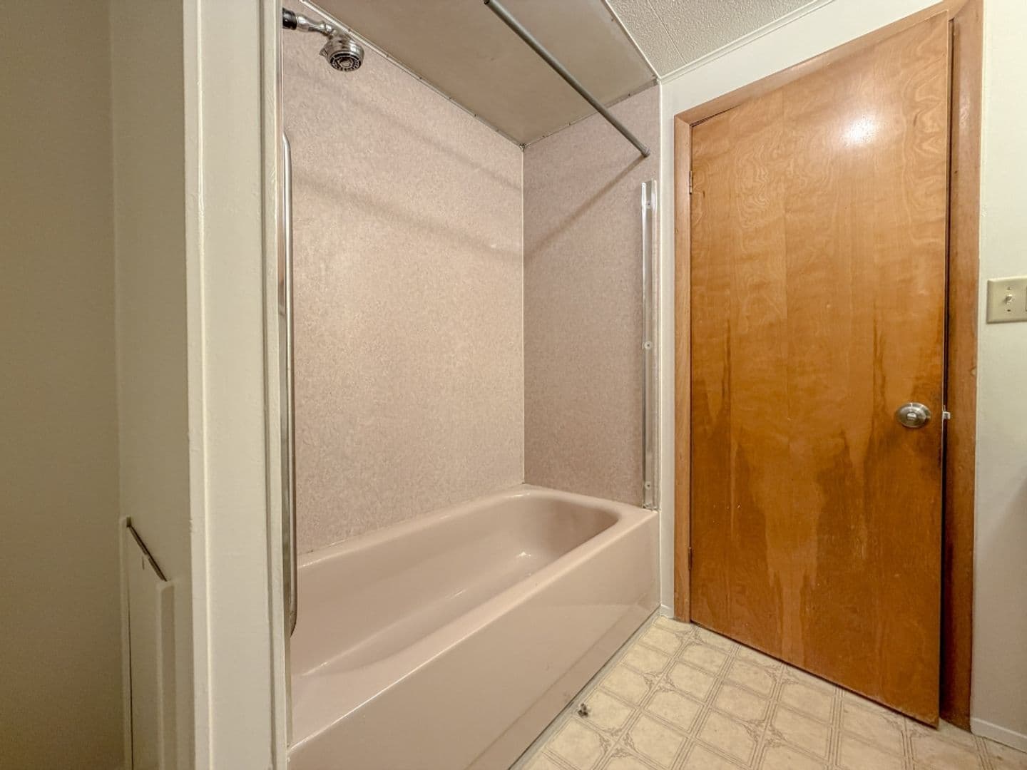 Bothell House: 23411 53rd Ave SE