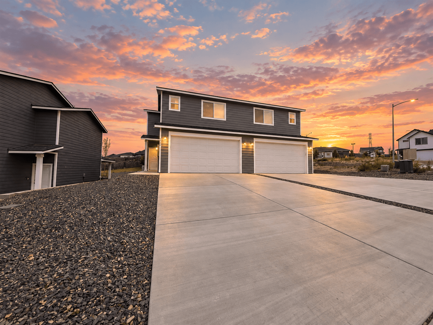 Kennewick Townhome: 5816 W 40th Court
