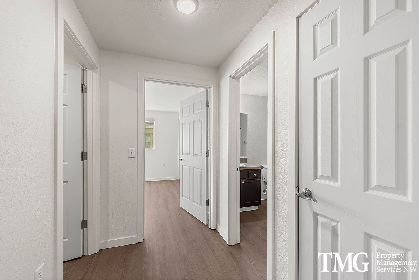 Vancouver Apartment: 16119 SE 1st St