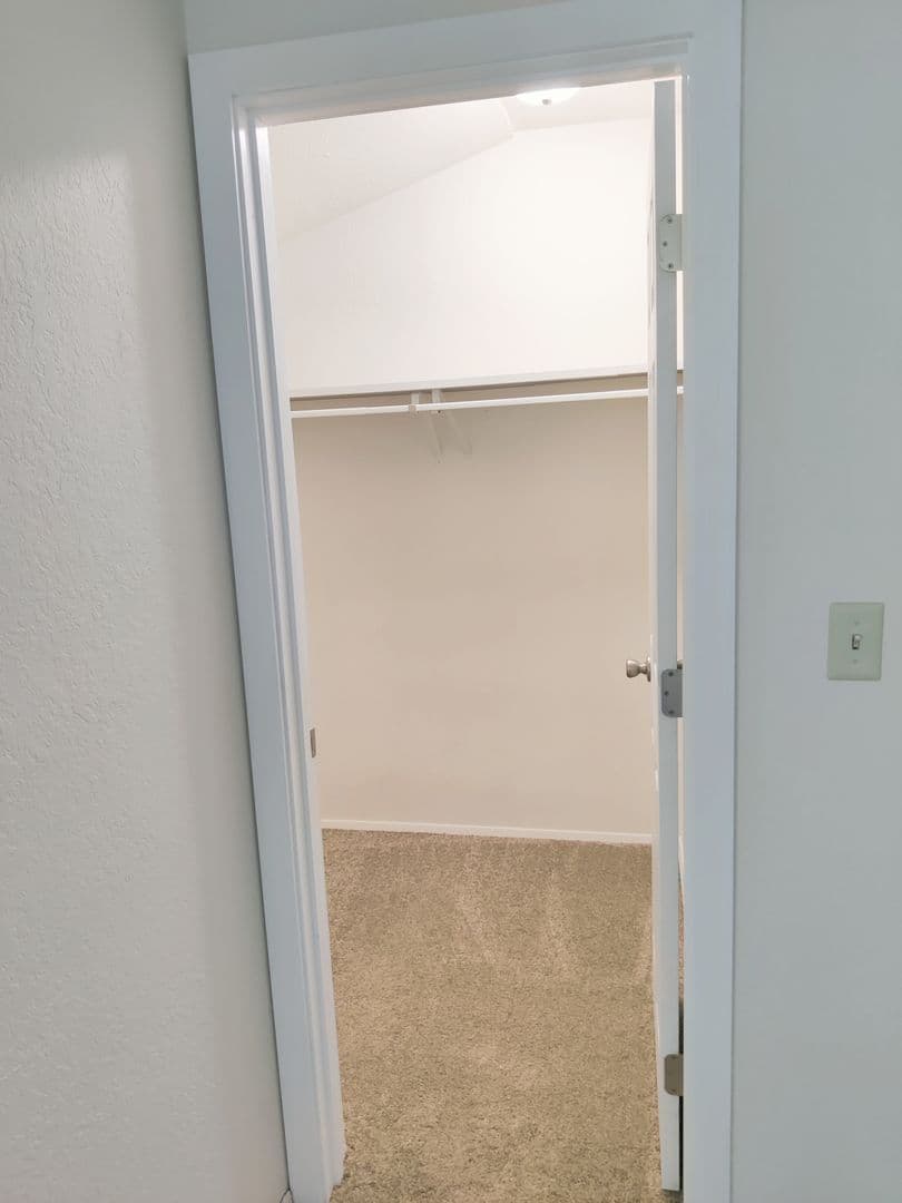 Kennewick Apartment: 507 N Arthur St